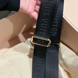 Louis Vuitton black utility strap